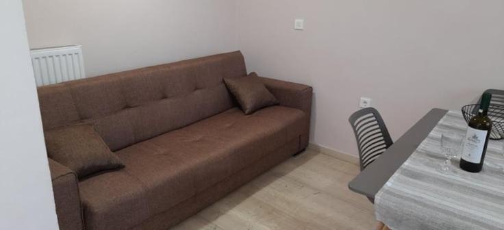 Maria'S Apartment Порос Экстерьер фото